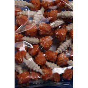 Pamlsok Salač Csont- és metélőhagyma kalcium csirkével 250 g Pamlsok Salač Csont- és metélőhagyma kalcium csirkével 250 g