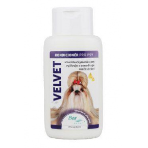Bea Velvet kifésülő kondicionáló kutyáknak 220ml